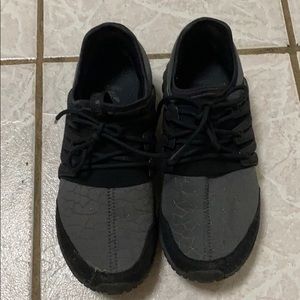 Balck addidas